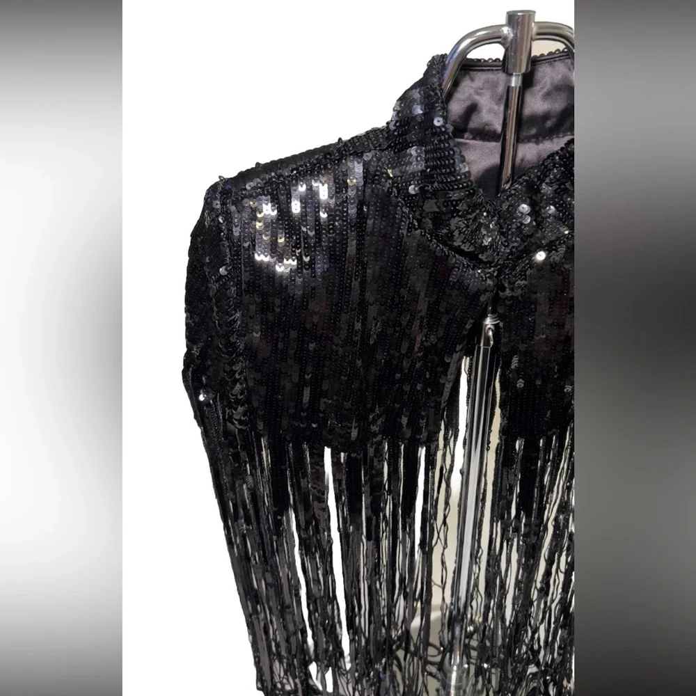 Zara Women’s Black FRINGED SEQUIN CAPE - Picture 4 of 6